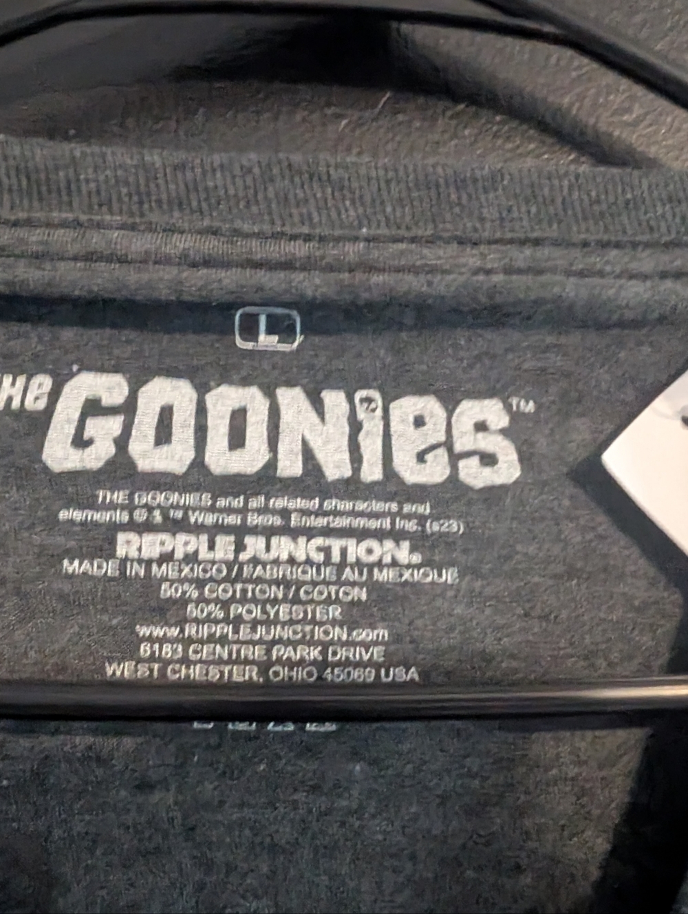 Goonies Tee Shirt Men BNWT - Picture 9 of 16
